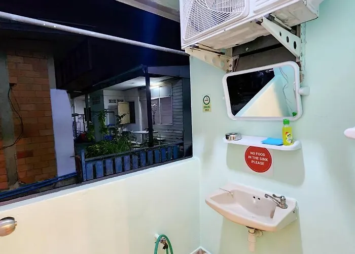 201-stp Homely Free Wi-fi And Near Bts Apartment